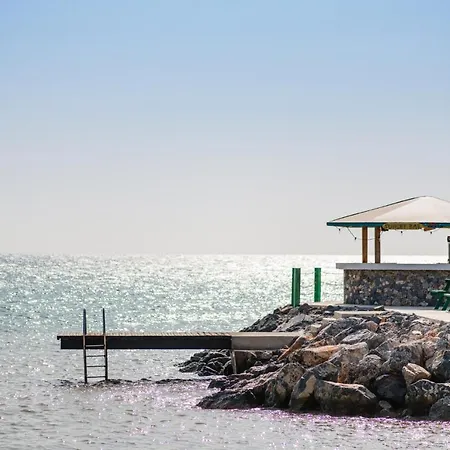 Lejlighed Three Bedroom Ariel With Sea View Vokolidha