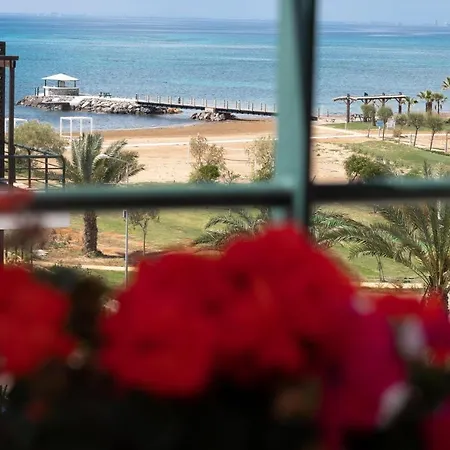Three Bedroom Ariel With Sea View Lejlighed Vokolidha